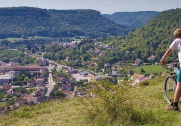 Camping Ecologique LA ROCHE D'ULLY