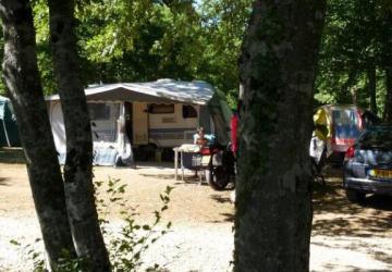 Camping Ushuaïa Villages - Au Bois Joli