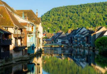 Camping Ecologique LA ROCHE D'ULLY